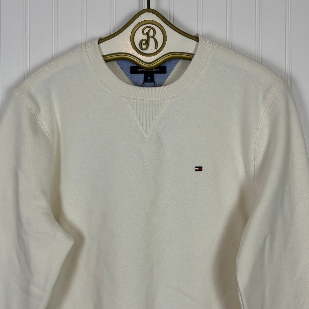Tommy Hilfiger Sweater Mens M Cream Fall Basics Crew Neck Logo Preppy Classic - Picture 3 of 12